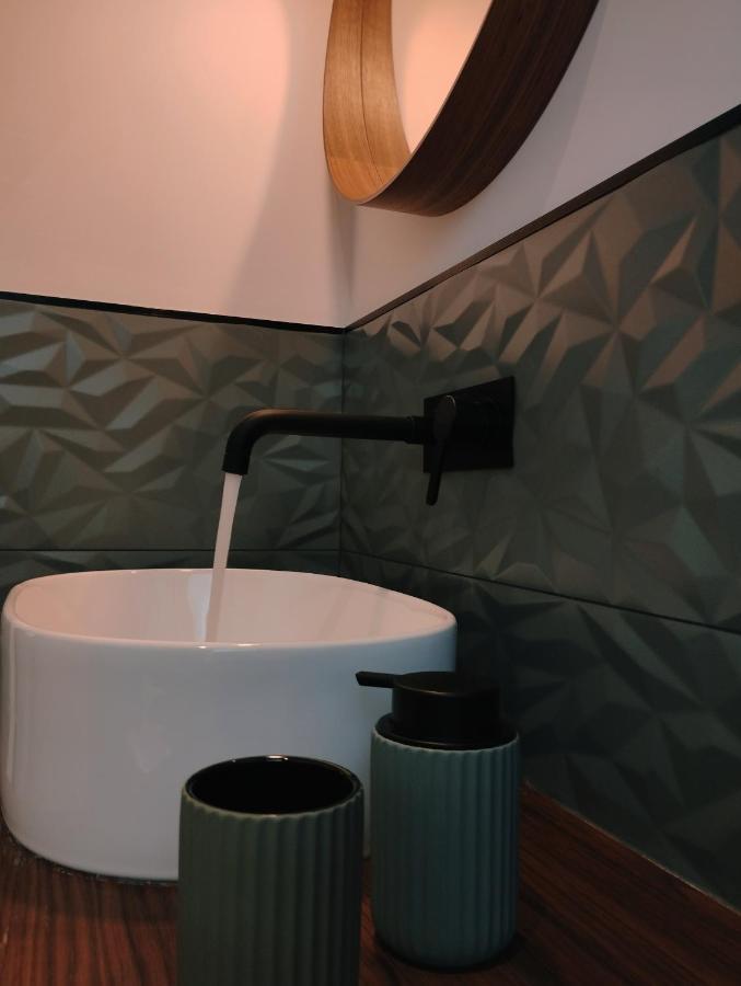 A Casa Di Twiggy Apartment Bologna Luaran gambar